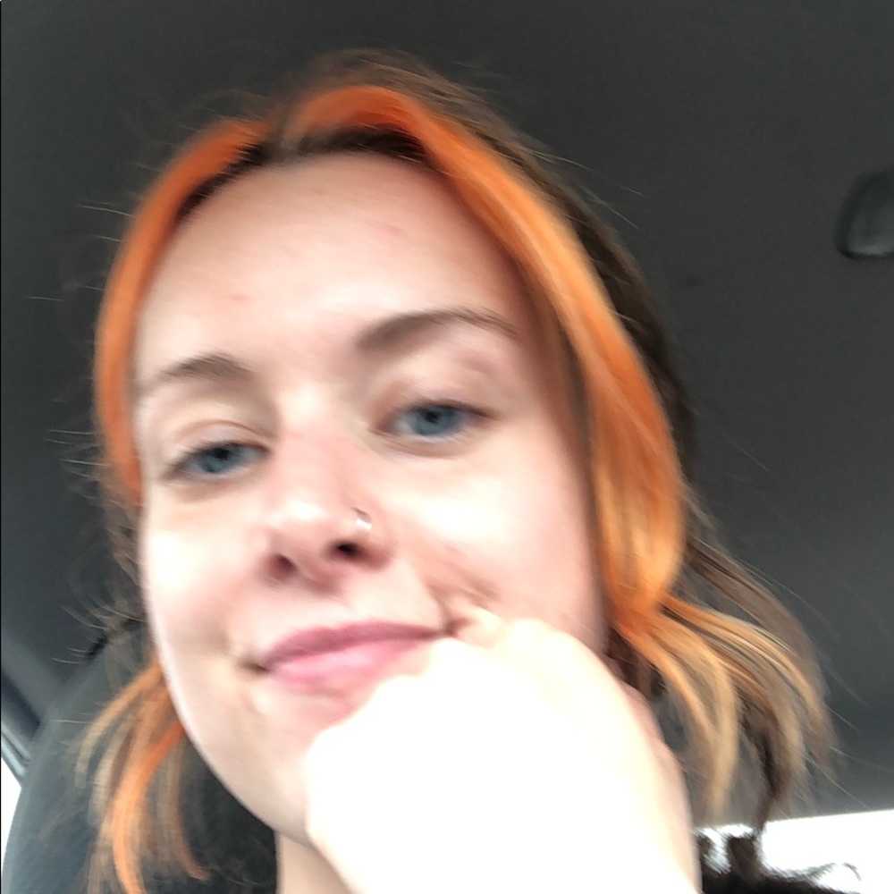 Meet your Posher, Ellie